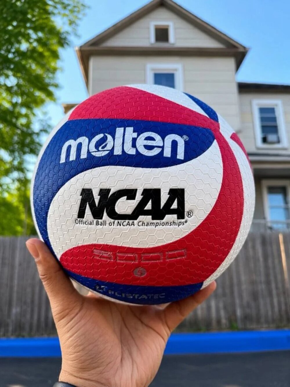 Molten FLISTATEC V5M5000-3N USA Volleyballs – Red, White & Blue, 6-Pack .